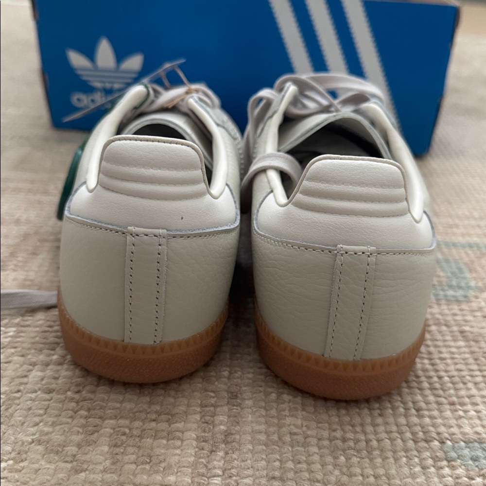 Adidas Womens Gray Sambas - Picture 5 of 7